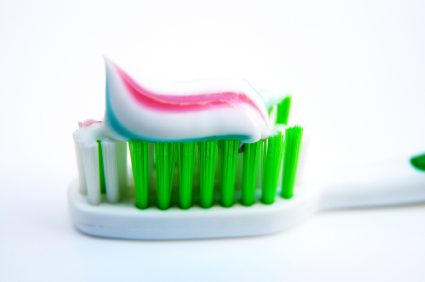 I 15 usi alternativi del dentifricio